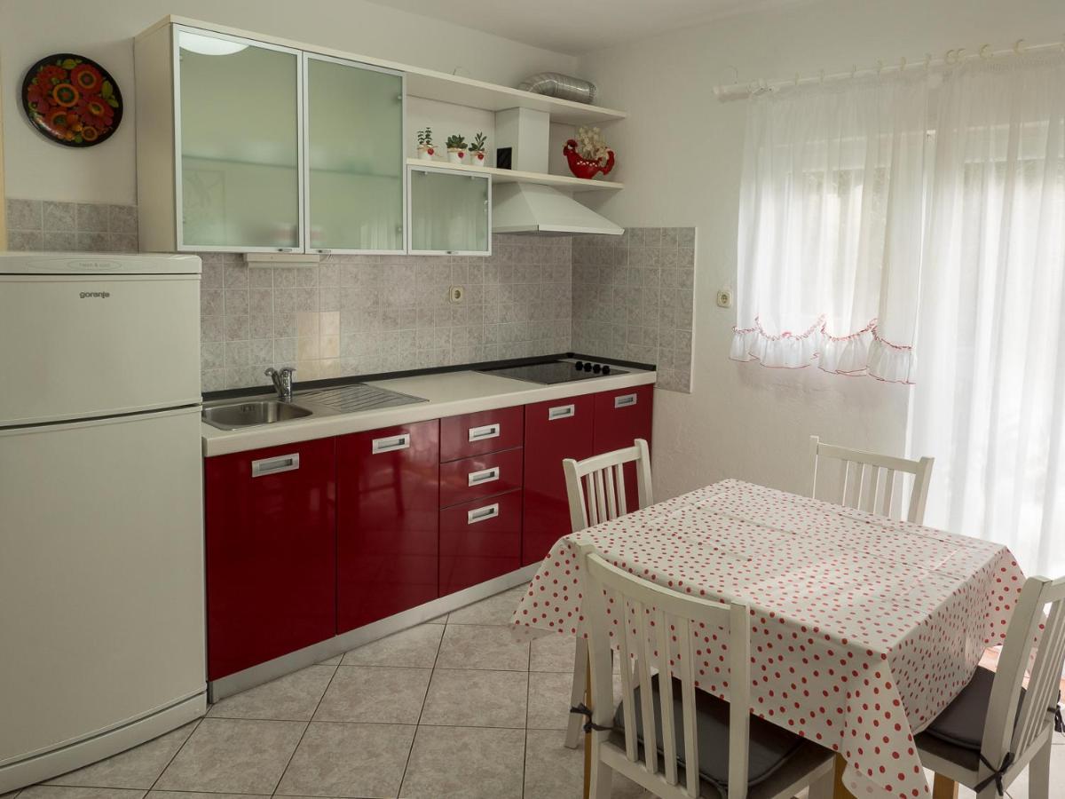 Apartments Summer Bloom Đảo Krk Ngoại thất bức ảnh