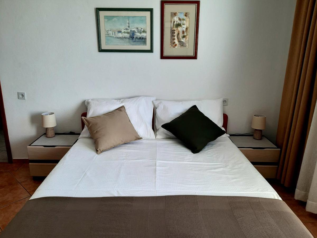 Apartments Summer Bloom Đảo Krk Ngoại thất bức ảnh