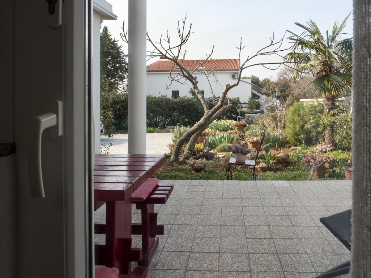 Apartments Summer Bloom Đảo Krk Ngoại thất bức ảnh