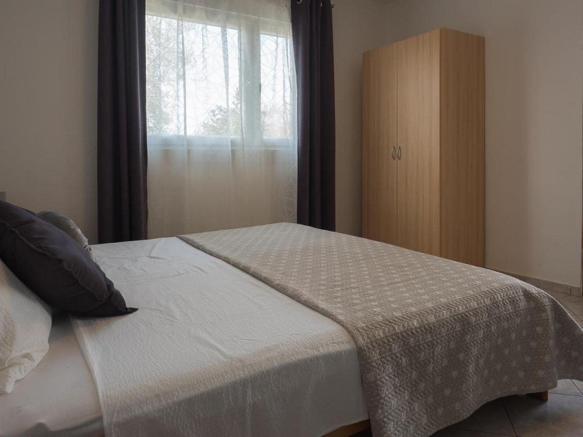 Apartments Summer Bloom Đảo Krk Ngoại thất bức ảnh